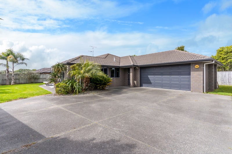 9 Evelyn Place, Papamoa Beach, Papamoa - Carousel 2