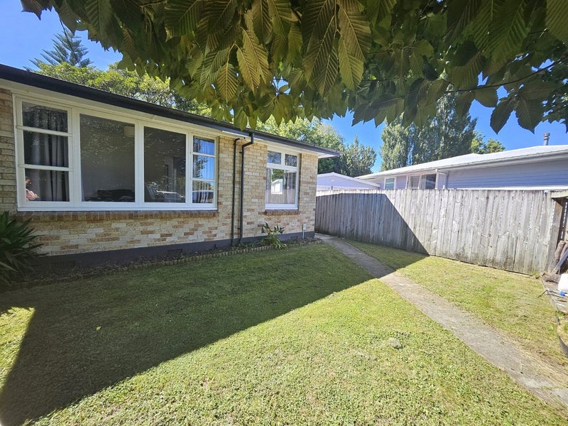10A Stirling Grove, Greerton, Tauranga - Carousel 1