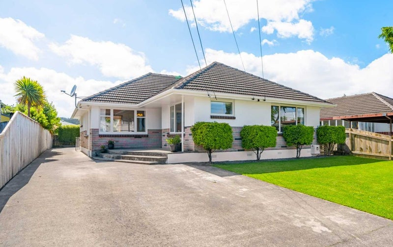 28 Kashmir Avenue, Clouston Park, Upper Hutt - Carousel 1