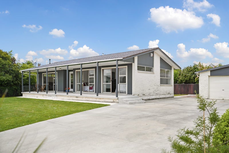 21 Margaret Place, Deanwell, Hamilton - Carousel 1