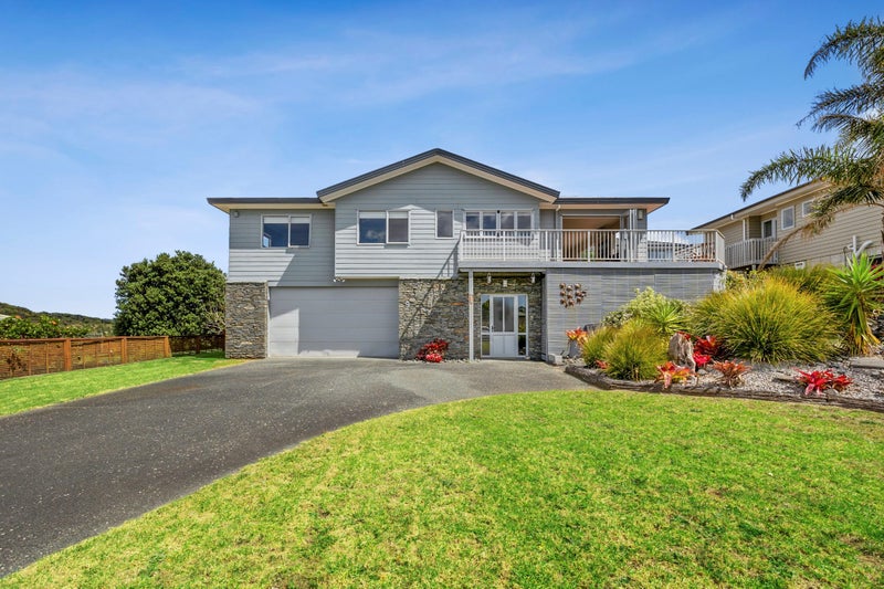 9 Driftwood Place, Mangawhai Heads, Mangawhai - Carousel 1