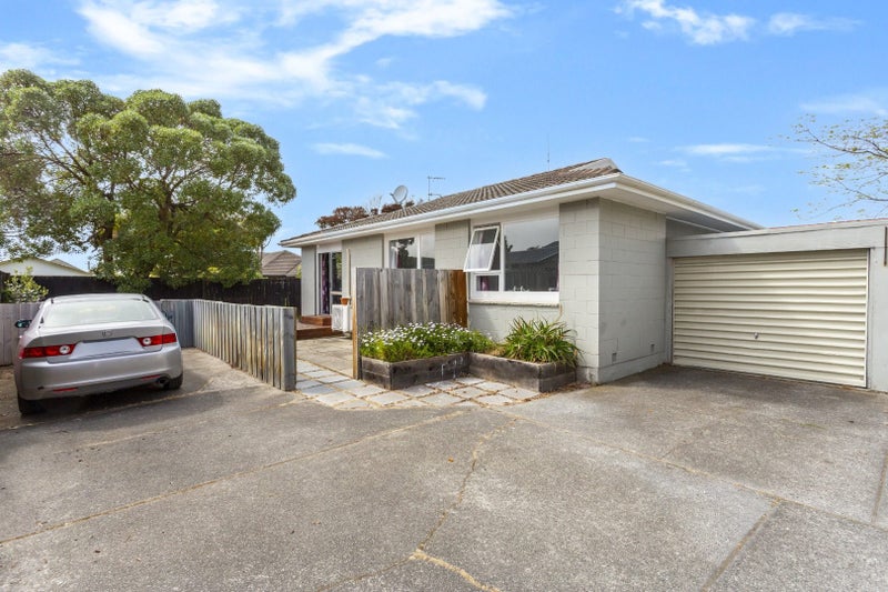2/15A MARRIOTTS ROAD, North New Brighton, Christchurch - Carousel 1