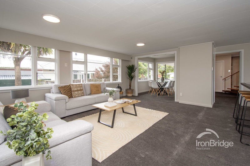 2 Pinewood Avenue, North New Brighton, Christchurch - Carousel 1