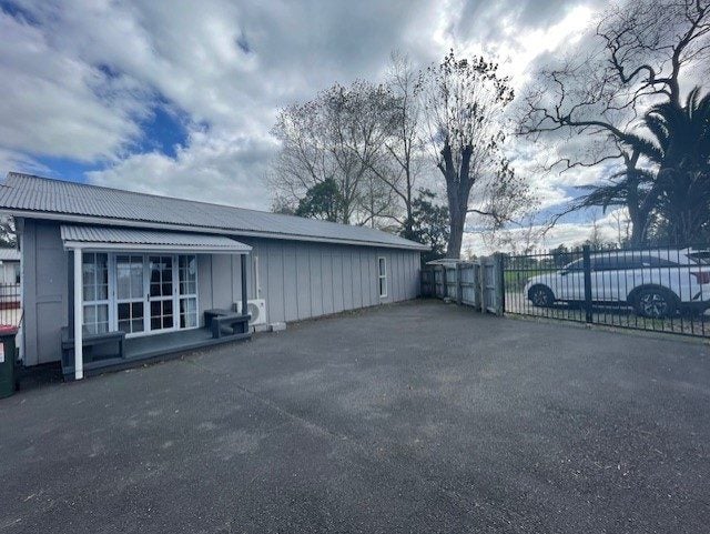 1321 Dairy Flat Highway, Albany - Carousel 1