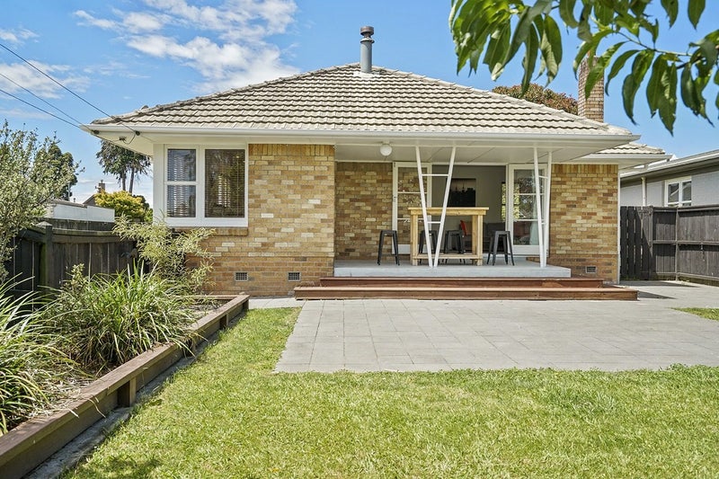 128 Beerescourt Road, Beerescourt, Hamilton - Carousel 21