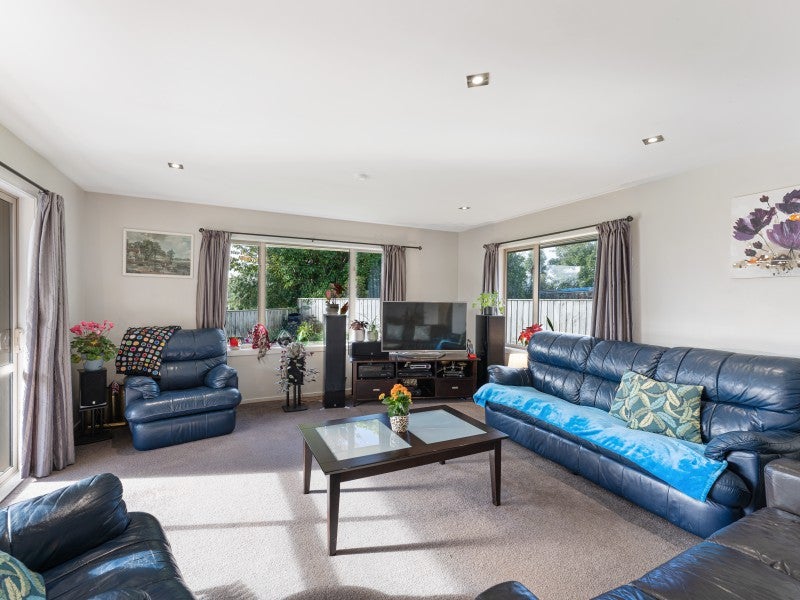 18A Regan Street, Stratford - Carousel 2