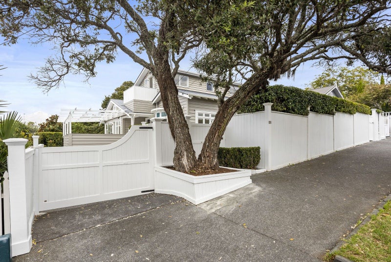 131 Bassett Road, Remuera, Auckland - Carousel 1