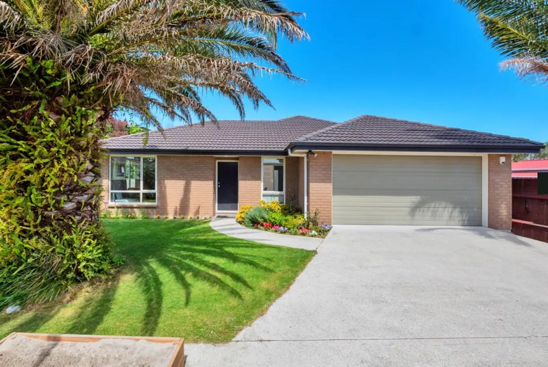 22A Matapouri Road, Mangere Bridge, Auckland - Carousel 1