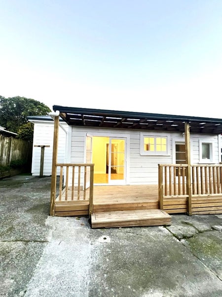 40 Te Wharepouri Street, Berhampore, Wellington - Carousel 14
