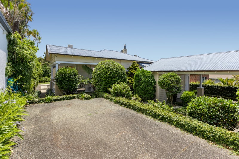 20 Le Roy Terrace, Birkenhead, Auckland - Carousel 2