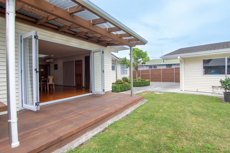 55 Karamea Crescent, Kelvin Grove, Palmerston North - Carousel 1