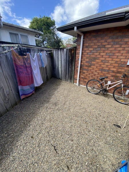 4B Gadsby Place, Hamilton East, Hamilton - Carousel 13