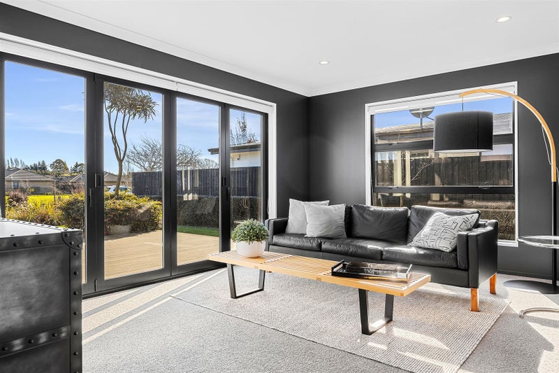 25 Prestons Park Drive, Marshland, Christchurch - Carousel 2