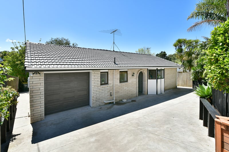 40B Hammond Avenue, Hatfields Beach, Orewa - Carousel 2