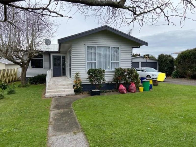 27 Cowling Road, Hurdon, New Plymouth - Carousel 1