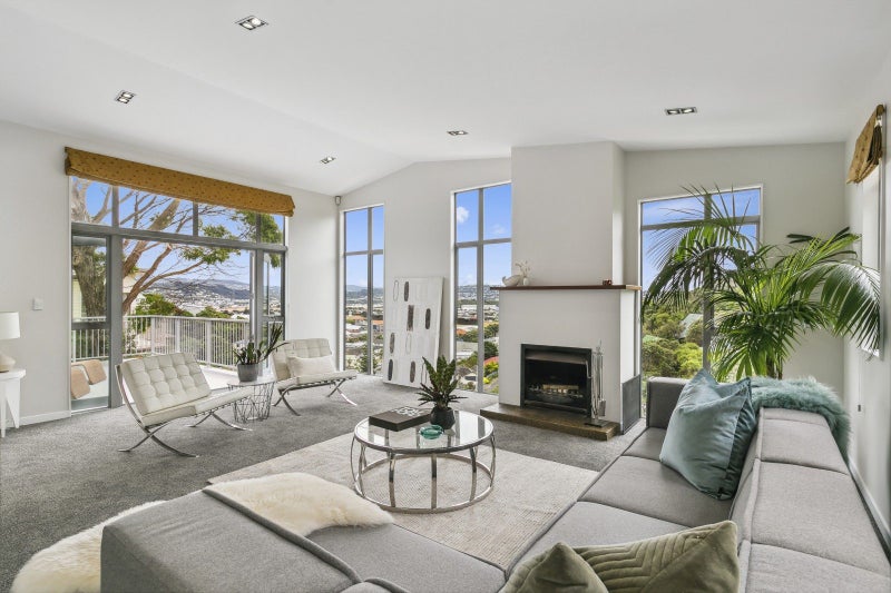 10 Tannadyce Street, Strathmore Park, Wellington - Carousel 1