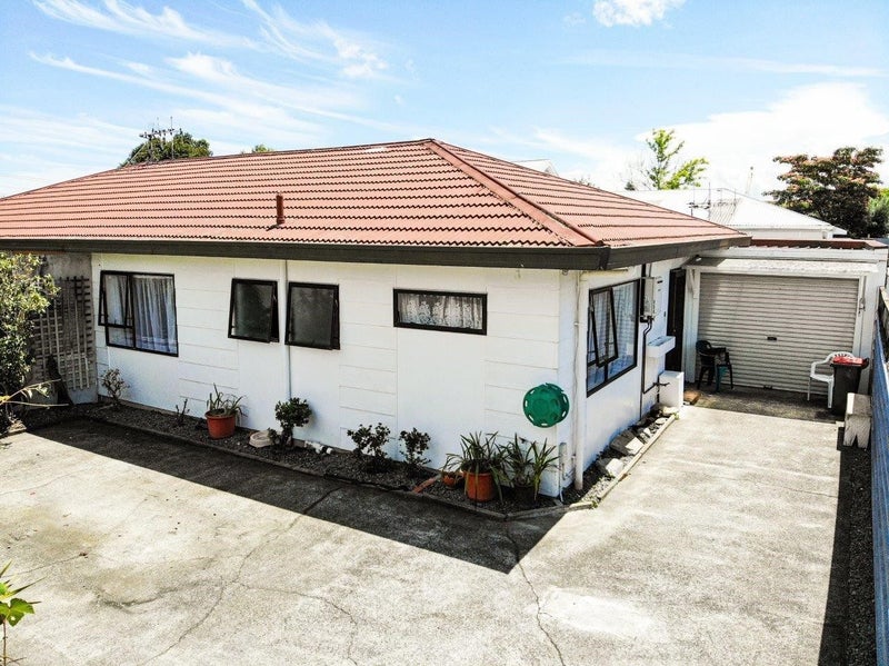 7A Milton Street, Whanganui East, Whanganui - Carousel 1