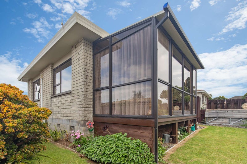 40B Cambridge Road, Judea, Tauranga - Carousel 2