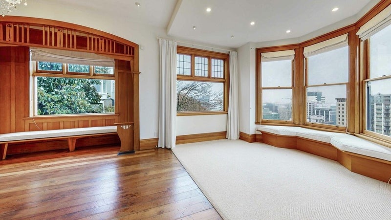 13 Talavera Terrace, Kelburn, Wellington - Carousel 2