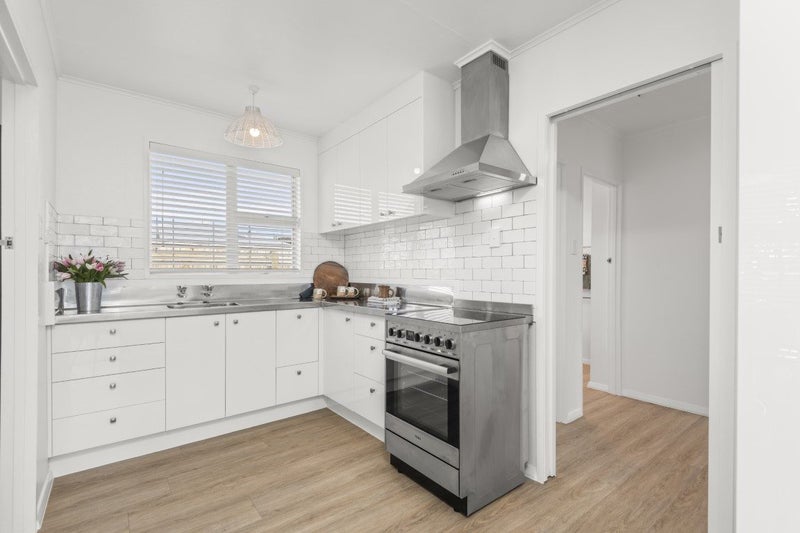 1/175 Park Road, West End, Palmerston North - Carousel 2