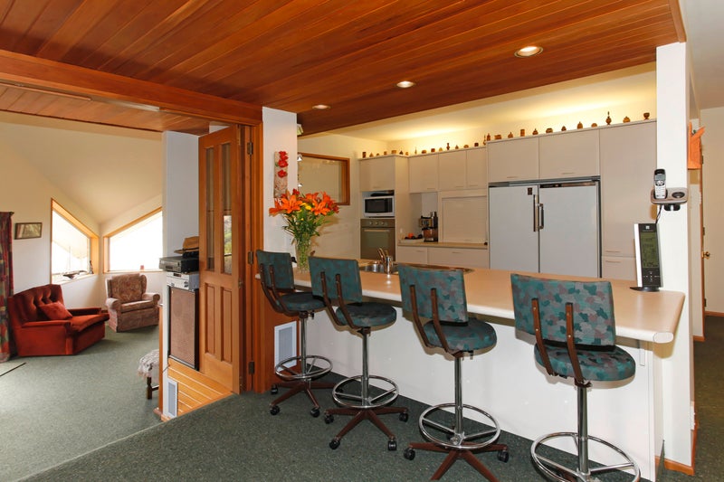 4 Clem Paterson Lane, Lyttelton - Carousel 2