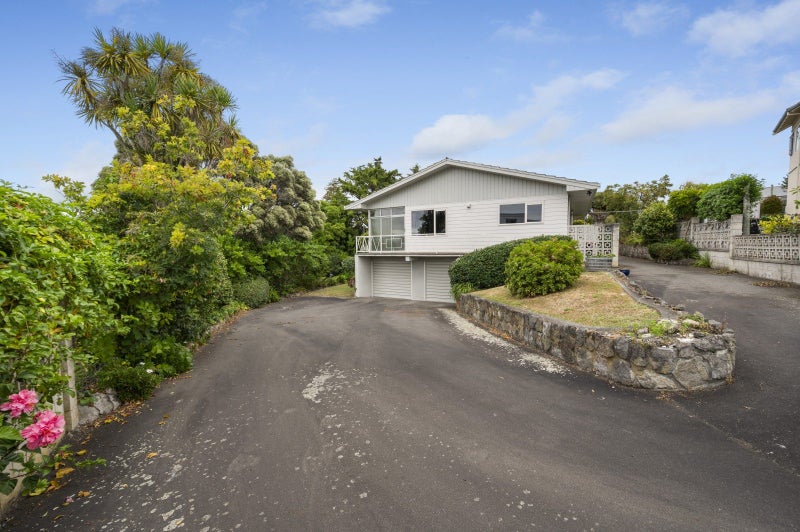 10 Randall Place, Hospital Hill, Napier - Carousel 2