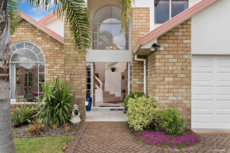 26 Woodgers Way, Somerville, Auckland - Carousel 2