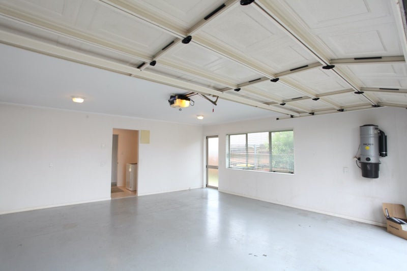 7 Corta Bella Place, Golflands, Auckland - Carousel 21