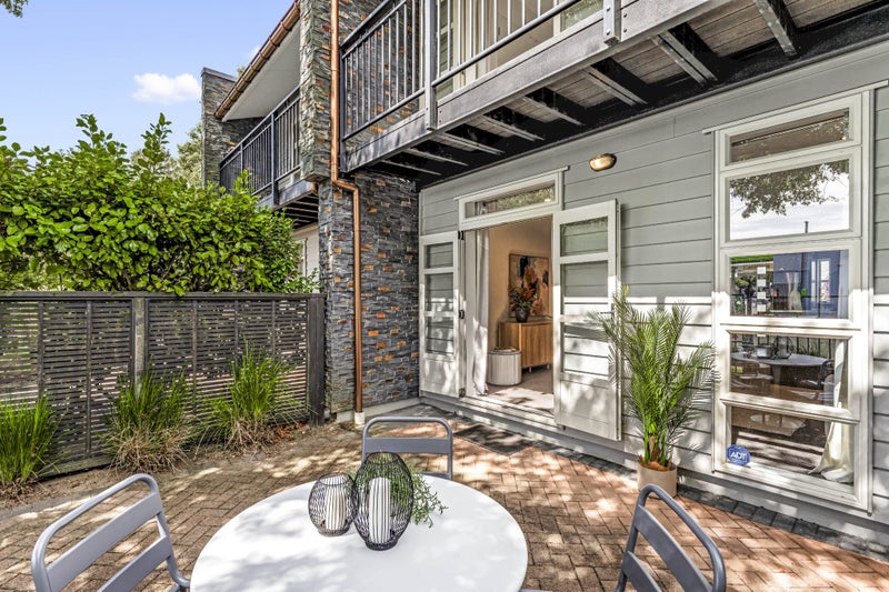 13/2 Cawley Street, Ellerslie, Auckland - Carousel 1