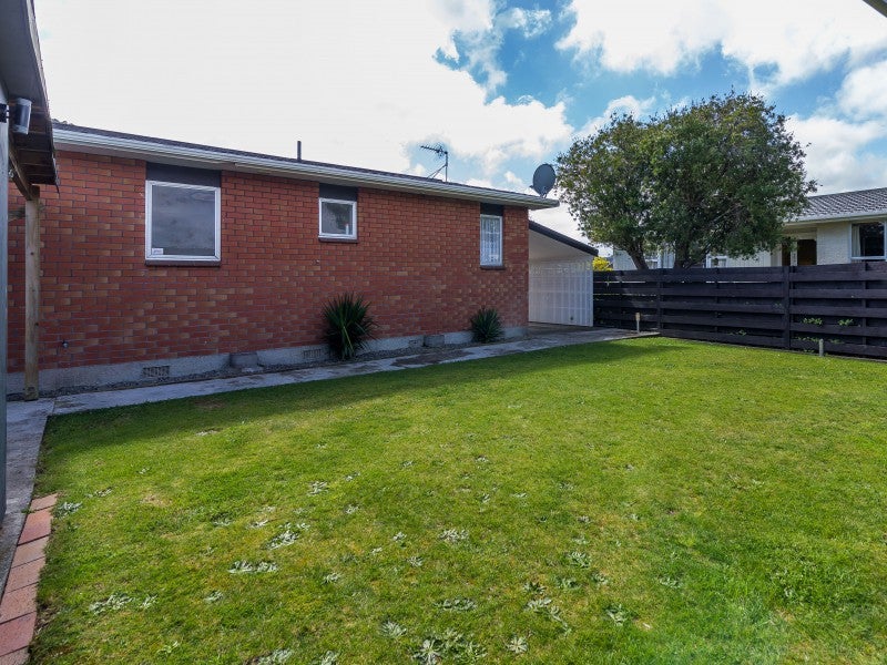 2/91 Pasadena Crescent, Totara Park, Upper Hutt - Carousel 20