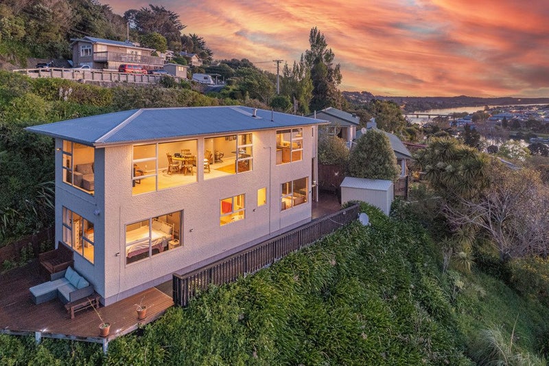 27 Wairere Road, Bastia Hill, Whanganui - Carousel 1