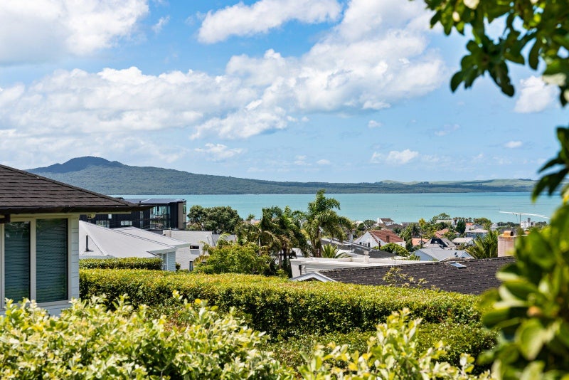 182A Kohimarama Road, Kohimarama, Auckland - Carousel 1