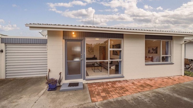 2/10 Keppel Street, New Brighton, Christchurch - Carousel 1