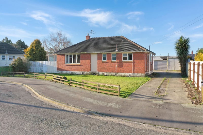 4 Beatty Crescent, Hampstead, Ashburton - Carousel 1