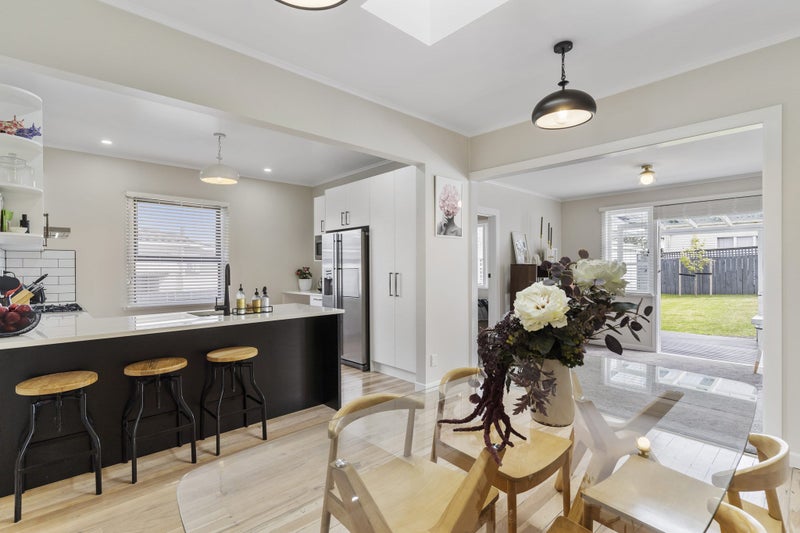 16 Mariri Road, Onehunga, Auckland - Carousel 2