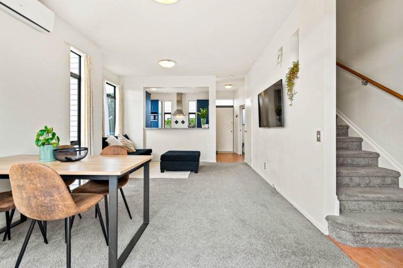 83/2 Armoy Drive, East Tamaki, Auckland - Carousel 2