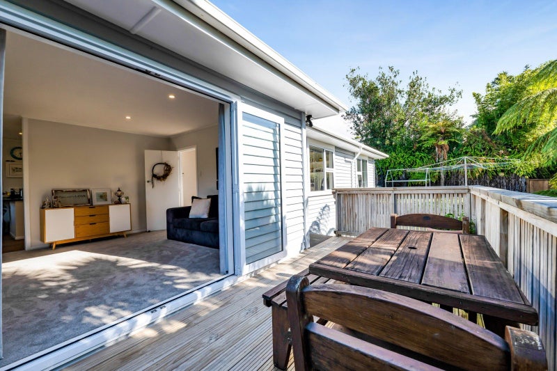 51 Parsons Street, Vogeltown, New Plymouth - Carousel 2