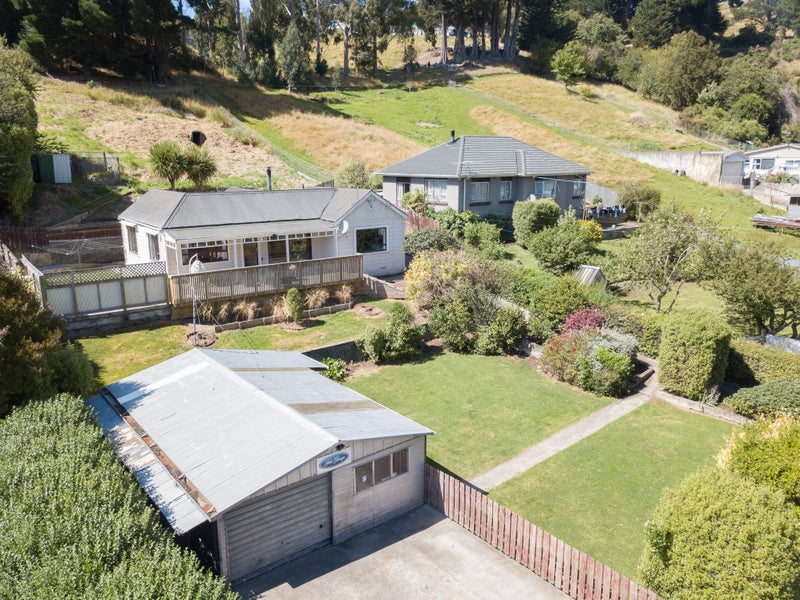 6 Prosser Street, Green Island, Dunedin - Carousel 1