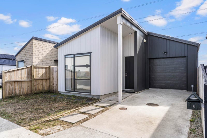 18 Puwha Street, Massey, Auckland - Carousel 1