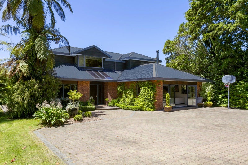 33 Omori Road, Turangi - Carousel 2