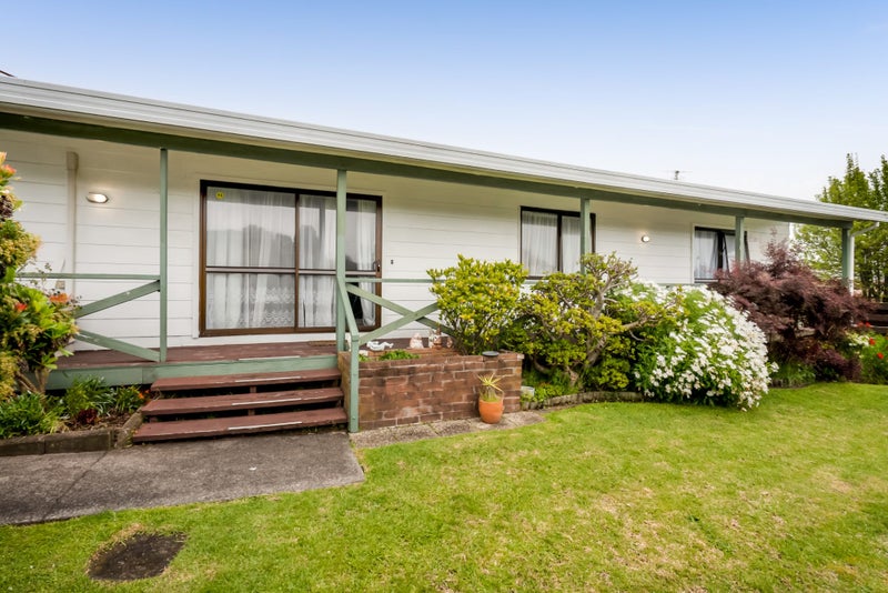 4 Protea Place, Bell Block, New Plymouth - Carousel 1
