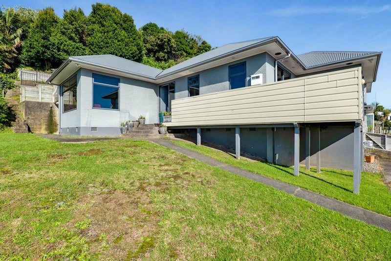 5 South Road, Moturoa, New Plymouth - Carousel 20