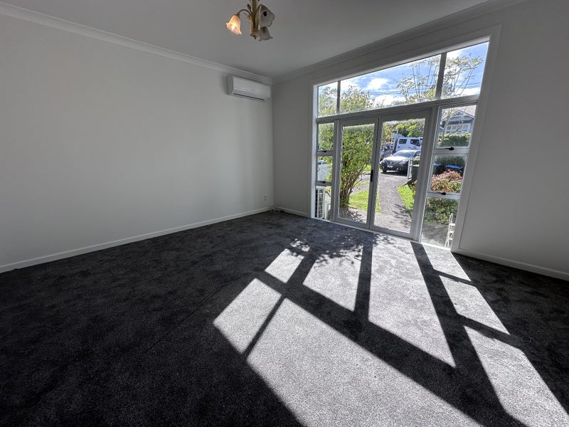 19 Croydon Road, Mount Eden, Auckland - Carousel 2