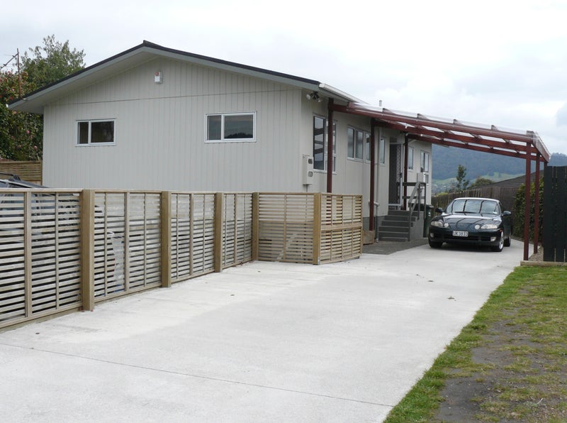 10 Carter Drive, Pomare, Rotorua - Carousel 1