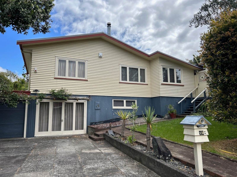 12 MacNay Way, Murrays Bay, Auckland - Carousel 1