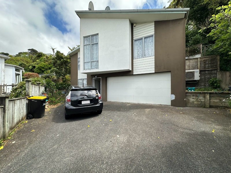 36 Todman Street, Brooklyn, Wellington - Carousel 1