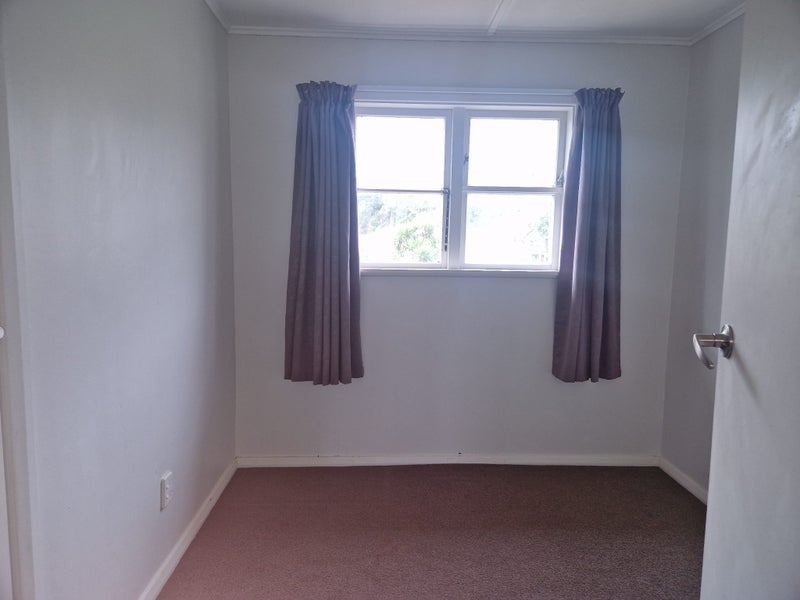 370 Waiwhetu Road, Fairfield, Lower Hutt - Carousel 11