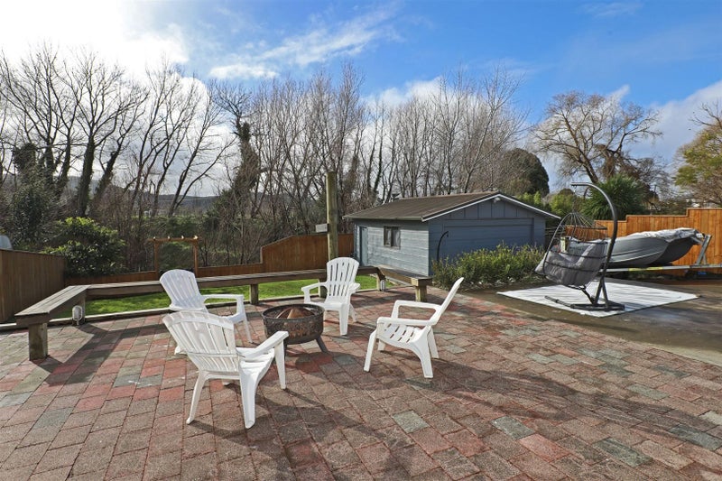 15 Gillies Crescent, Havelock North - Carousel 14