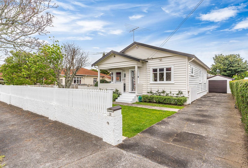31 Rotomahana Terrace, Remuera, Auckland - Carousel 2