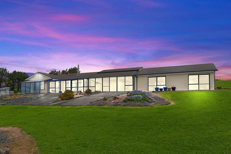 235 Valley View Road, Whangarei - Carousel 1